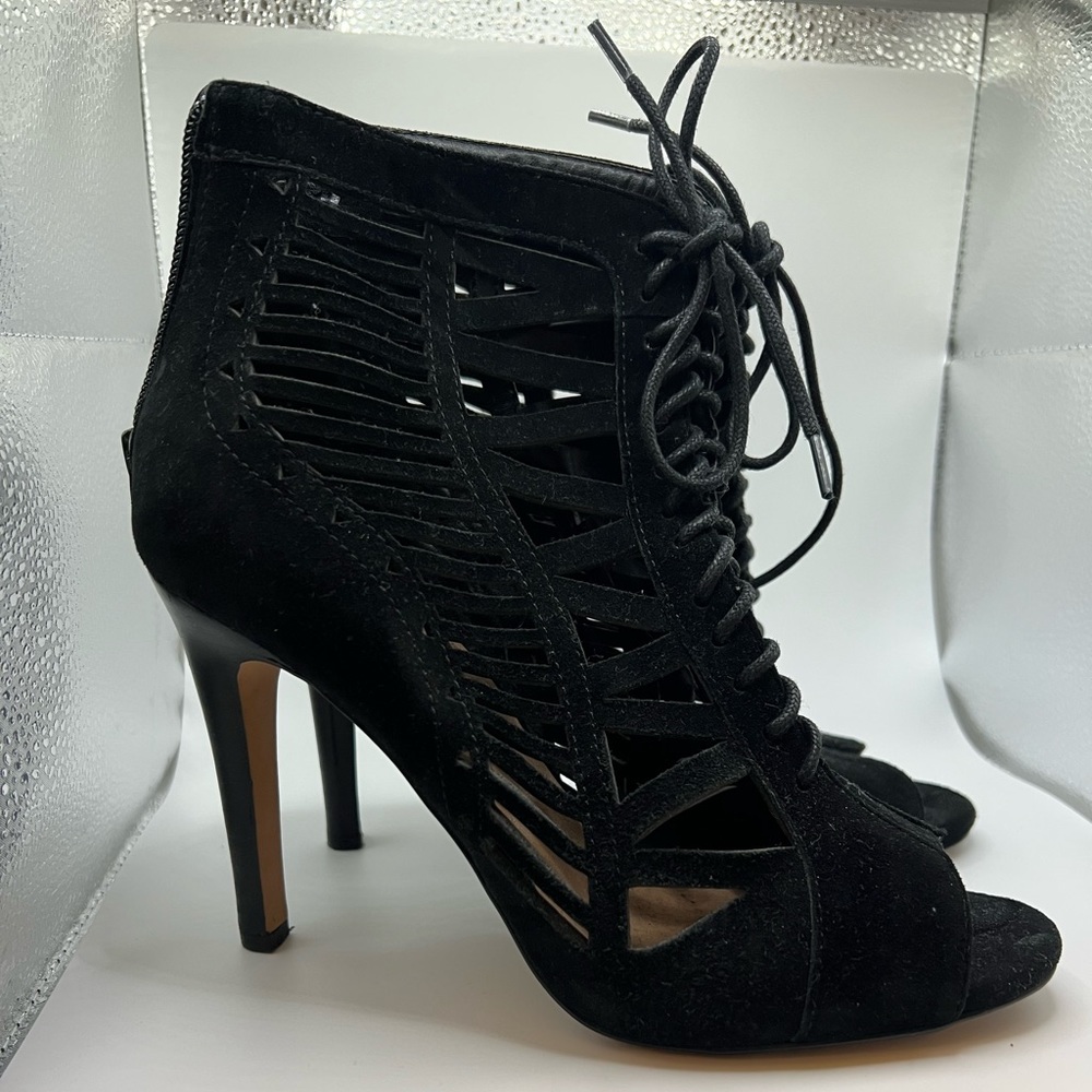 Black open toe heels - Picture 2 of 4